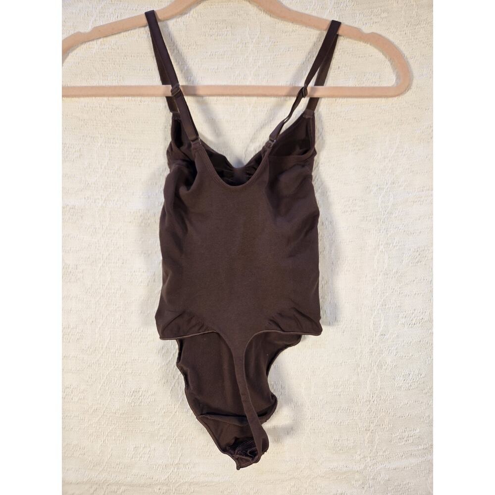 Skims Sculpting Bodysuit Brown Snap Close Shapewear Adjustable Strap Womens L/XL - Picture 2 of 5